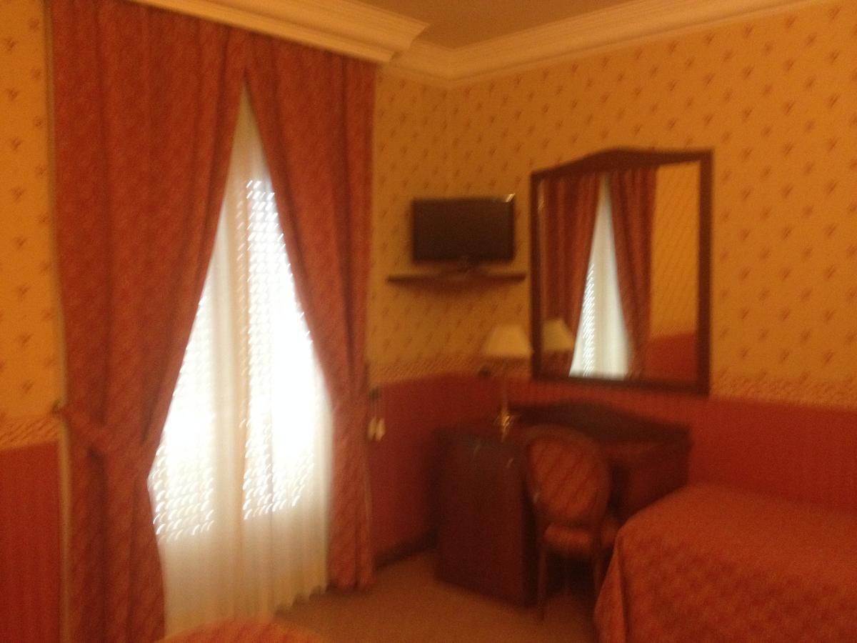 Al Boschetto Hotel Castel Volturno Kültér fotó